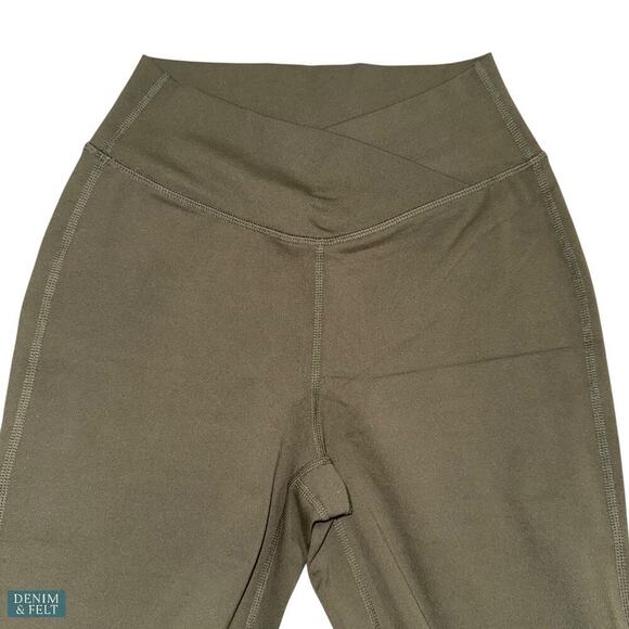 Halara Crossover High-Waisted Flare Yoga Pants Forest Night Small NEW/NWT!! - Picture 8 of 11